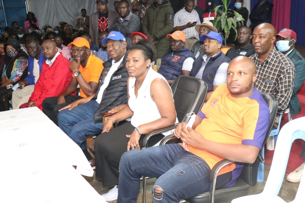 MeshiFreshi's tweet photo. 2️⃣Together with fellow aspirants, area  MP aspirant Hon. Samuel Ng'ang'a,Nairobi Senator Edwin Sifuna,Hon. Moses Kajwang,Hon Shebesh, Hon. Jalango,area sitting MCA Hon John Kamau and other Azimio aspirants @polyigathe @Rachelshebesh @edwinsifuna @JalangoMwenyewe #naitunavyoitaka https://t.co/25Q2zDfr55