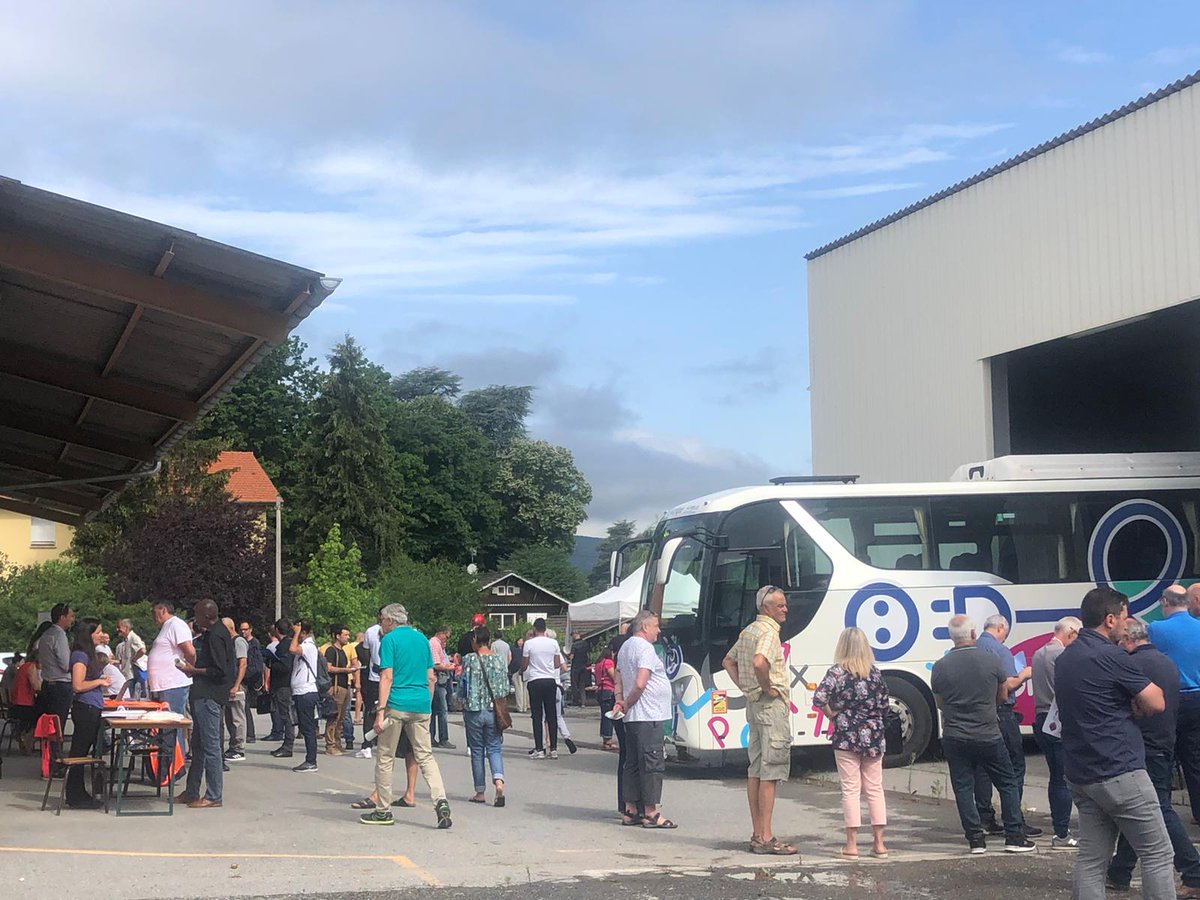 pole_CDegallaix's tweet photo. très bel événement ce jour !
au final 230 visiteurs et des employeurs et organismes de formation ravis ! 
merci à la Mairie de Reignier-Esery pour son accueil et à nos équipes pour l'organisation
#recrutement #transport https://t.co/n5899fuEgb