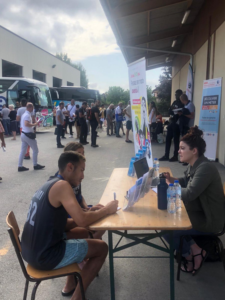 très bel événement ce jour !
au final 230 visiteurs et des employeurs et organismes de formation ravis ! 
merci à la Mairie de Reignier-Esery pour son accueil et à nos équipes pour l'organisation
#recrutement #transport
