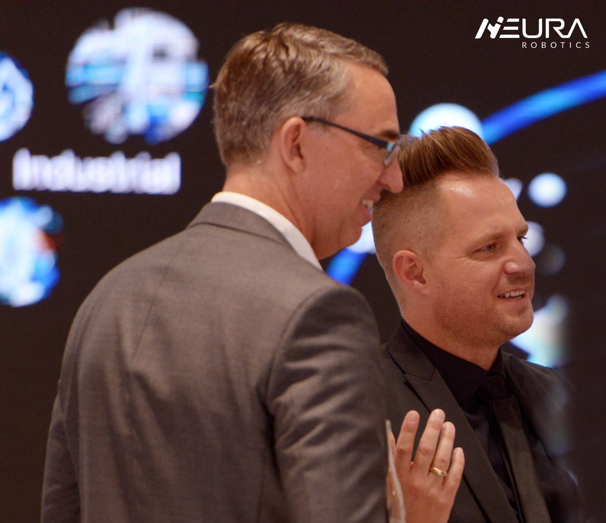 NEURARobotics's tweet photo. We're pleased to announce that Till Reuter has joined NEURA Robotics!
#weservehumanity #neurarobotics #automation #robots #peoplecreatevalue #leadership https://t.co/6xrRrDrJO0