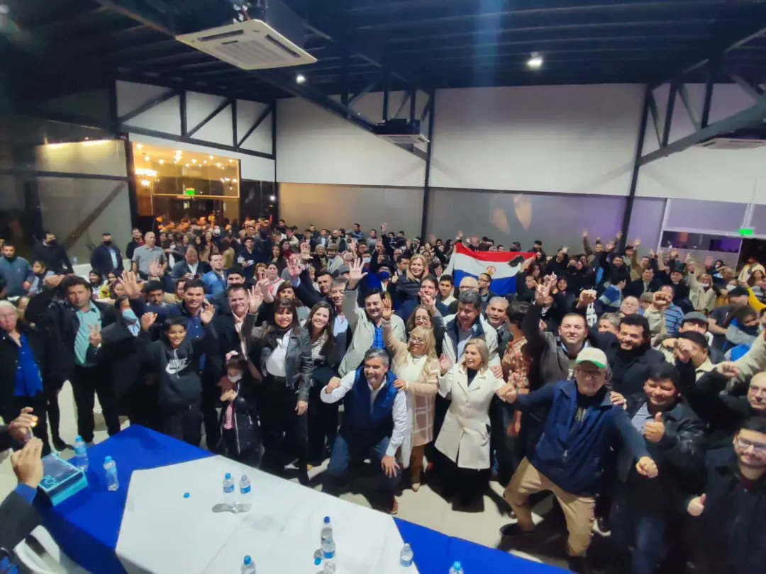 EdgarAcostaDip's tweet photo. Gracias amigos de la ciudad de Luque por el recibimiento.
Gracias Centralinas/os por el apoyo incondicional.
Vamos a recuperar la Gobernación a través de la gran Concertación, para administrar los recursos con Capacidad, Honestidad y Valentía.
#Corrupcion0
#centralvalelapena. https://t.co/81c9pHXGsl