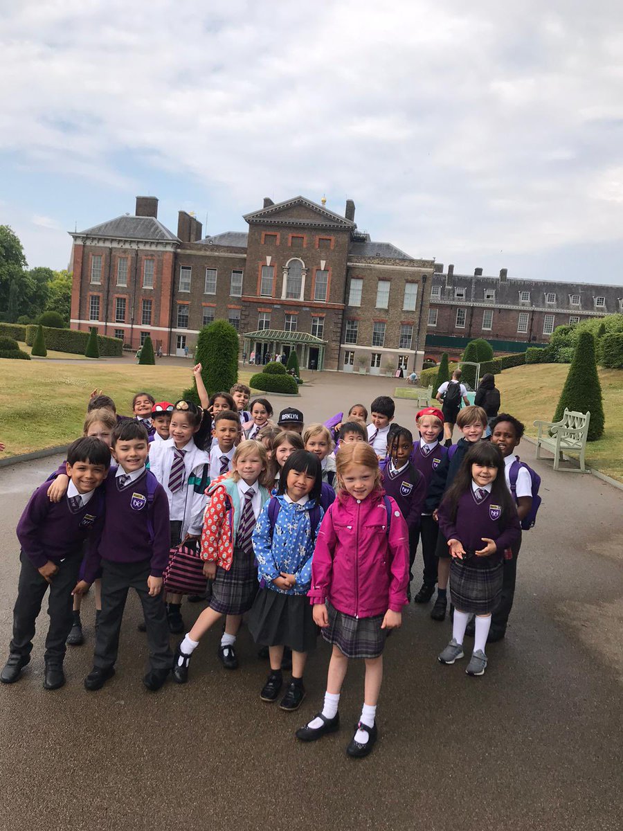 HPA_Philip_Lane's tweet image. #HPAPLYear1 @kensingtonpalace today! Read all about their trip in the newsletter tomorrow! 👑