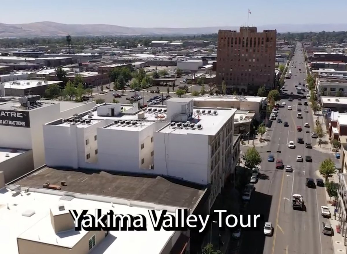 cwfmr's tweet photo. Follow our alumni Alana Muir as she shows you around Yakima explaining how truly amazing of a place Yakima truly is!

Watch the Yakima Valley Tour!

https://t.co/IQ4UXfxFVg

#yakimavalleytour #cwfmr https://t.co/qP4cPRDdkm