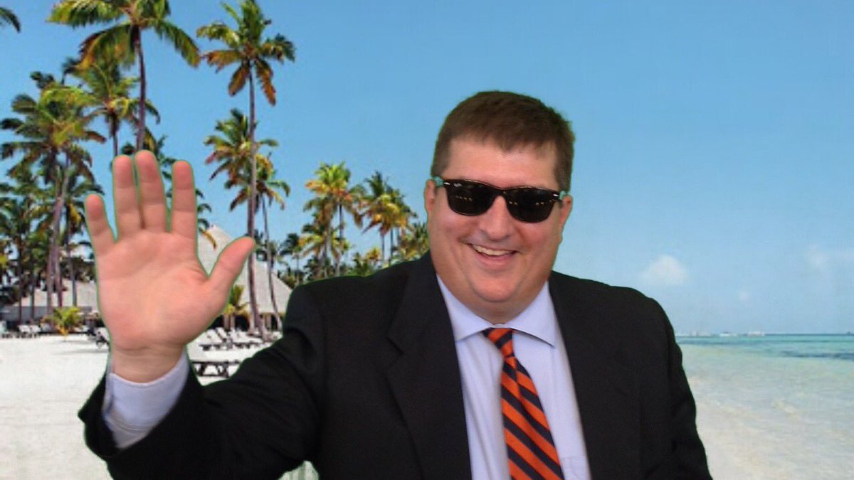 During new teacher orientation 2018 <a href="/DaveSovine/">Dr. David Sovine</a> was willing to join in our #fcpsitc #greenscreen booth. That’s the kind of superintendent he was - taking an active part in the daily lives of staff &amp; Ss. His contribution to @fcpsk12 was deep &amp; wide. #youwillbemissed #tribute