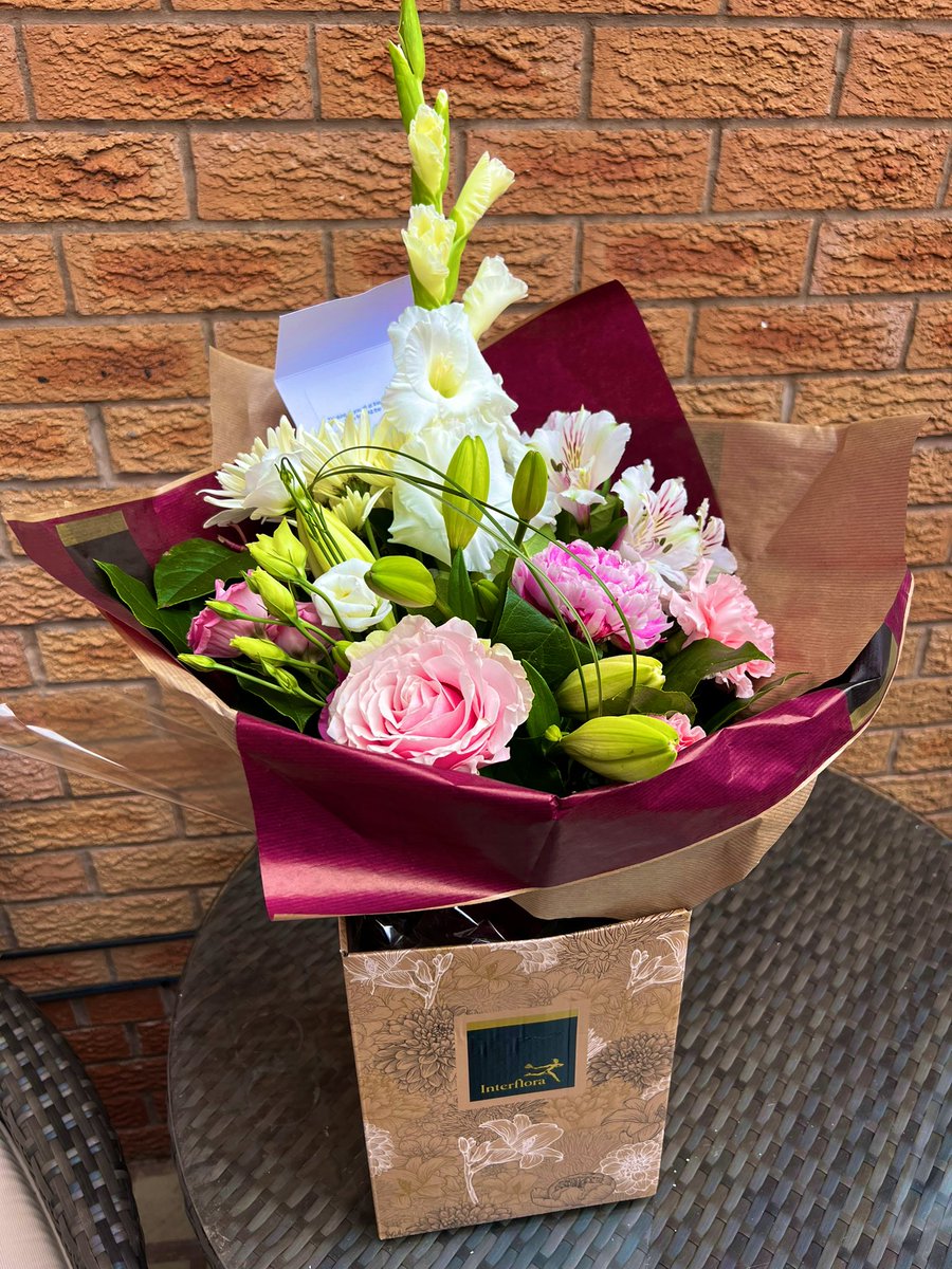 Amy Hargreaves (@amyhargreaves2) on Twitter photo After a very difficult few days receiving these today really put a smile on my face! My Ward 10 family are truly the best people🤍thank you @mri_rru <a href="/KimBullock_84/">Kimberley Bullock</a> After a very difficult few days receiving these today really put a smile on my face! My Ward 10 family are truly the best people🤍thank you @mri_rru <a href="/KimBullock_84/">Kimberley Bullock</a>