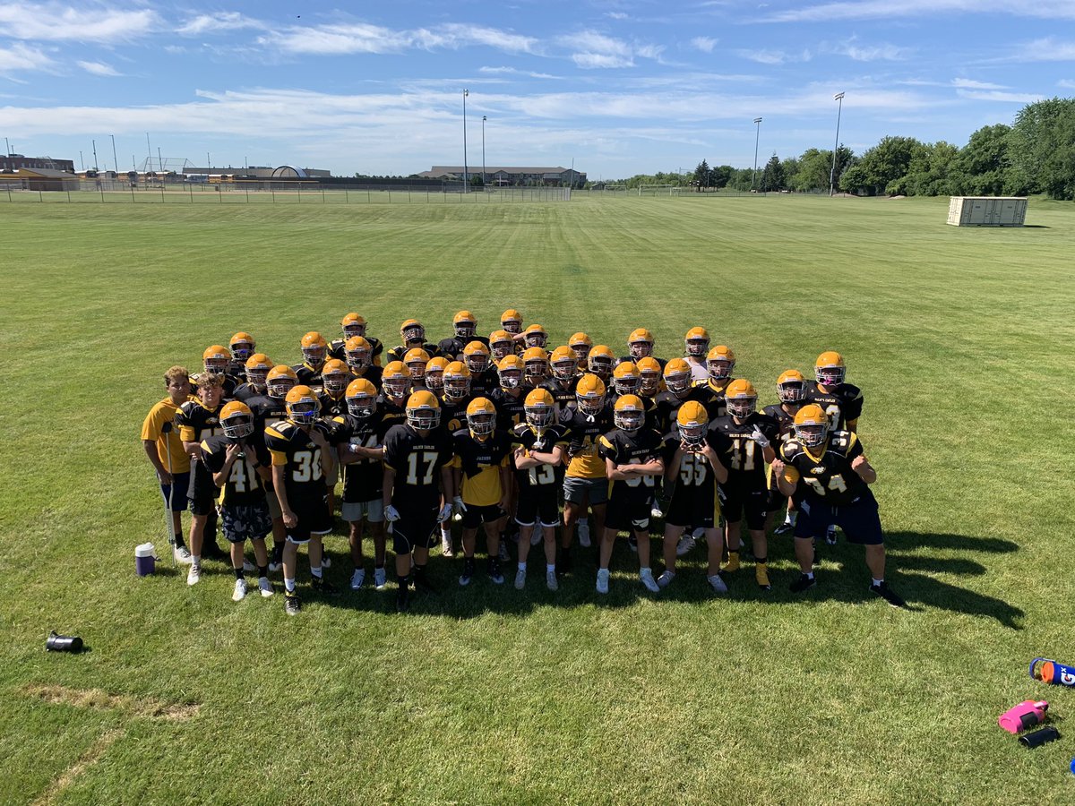 HDJacobsFBall's tweet photo. Elite first week of camp ending with our first day of shells.  Proud of these players and staff battling the heat and getting 1% better every day 🦅🏈🦅🏈
@HDJ_Athletics @JacobsHighS 
F.A.S.T https://t.co/p6ujgPwNdc