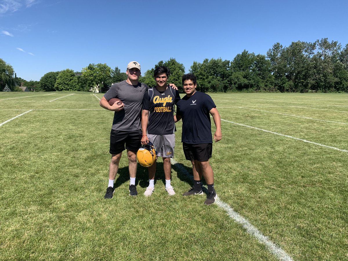 HDJacobsFBall's tweet photo. Elite first week of camp ending with our first day of shells.  Proud of these players and staff battling the heat and getting 1% better every day 🦅🏈🦅🏈
@HDJ_Athletics @JacobsHighS 
F.A.S.T https://t.co/p6ujgPwNdc