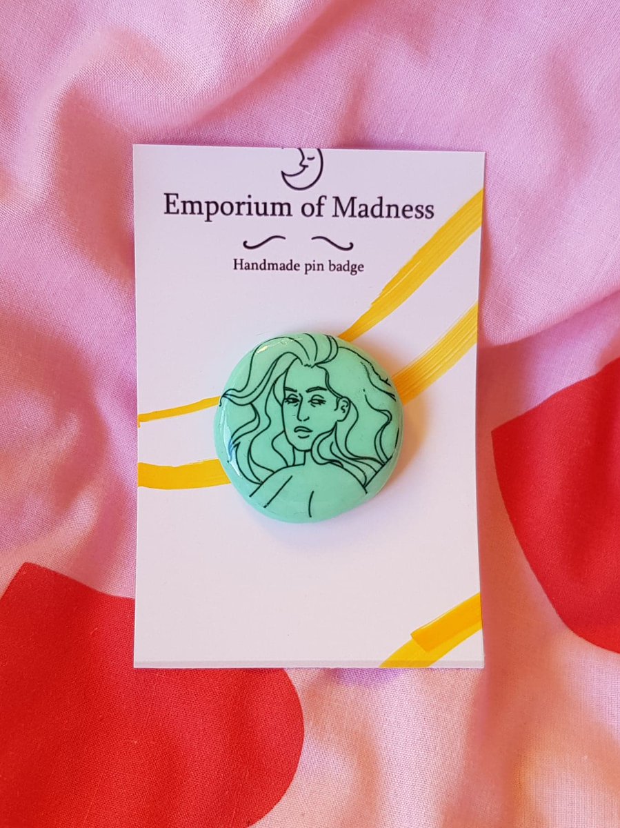 Becca_Connor_'s tweet photo. I made new pins get a load of em https://t.co/NEYVyClNDl https://t.co/PPDjTptdwD