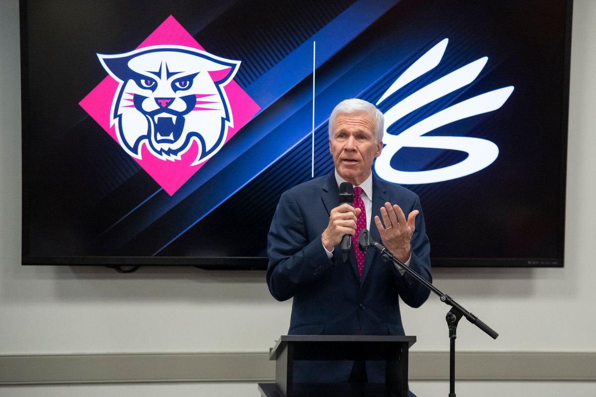 Bob McKillop will join @KyleBaileyClub on @wfnz's (610 AM / 92.7 FM) The @ClubhouseKB today at 5 p.m. Click link below to listen live. 🔊 wfnz.com/listen-live/