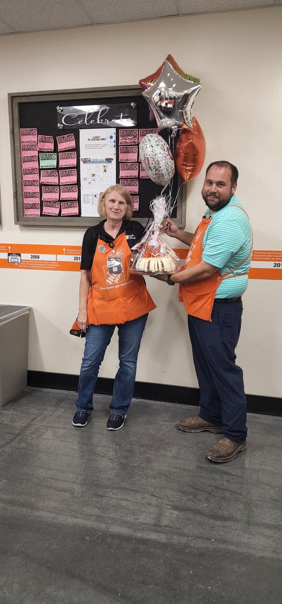 Big Shout Out to Dana on receiving her DIAMOND 💎 Award!! Congratulations! <a href="/rjwoutdoors/">Ron Weatherhead</a> <a href="/Felicia081281/">Felicia Smith</a> <a href="/StevenHauptman1/">Steven Hauptmann</a> <a href="/0386slidelleast/">HD Store 0386</a>