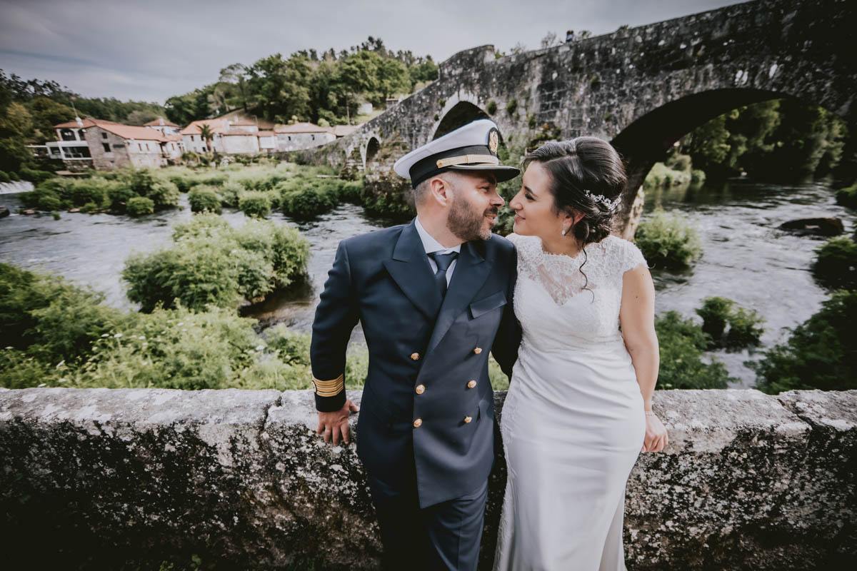 DiegoAlonsoFoto's tweet image. La #postboda en #PonteMaceira de Tamara &amp;amp; Ito. A que están guapísimos? Nos encanta!

#postbodagalicia #postbodasgalicia #bodasgalicia2022 #bodas2022 #picoftheday #bodasconencanto #postbodasconmagia #postbodasconmagia