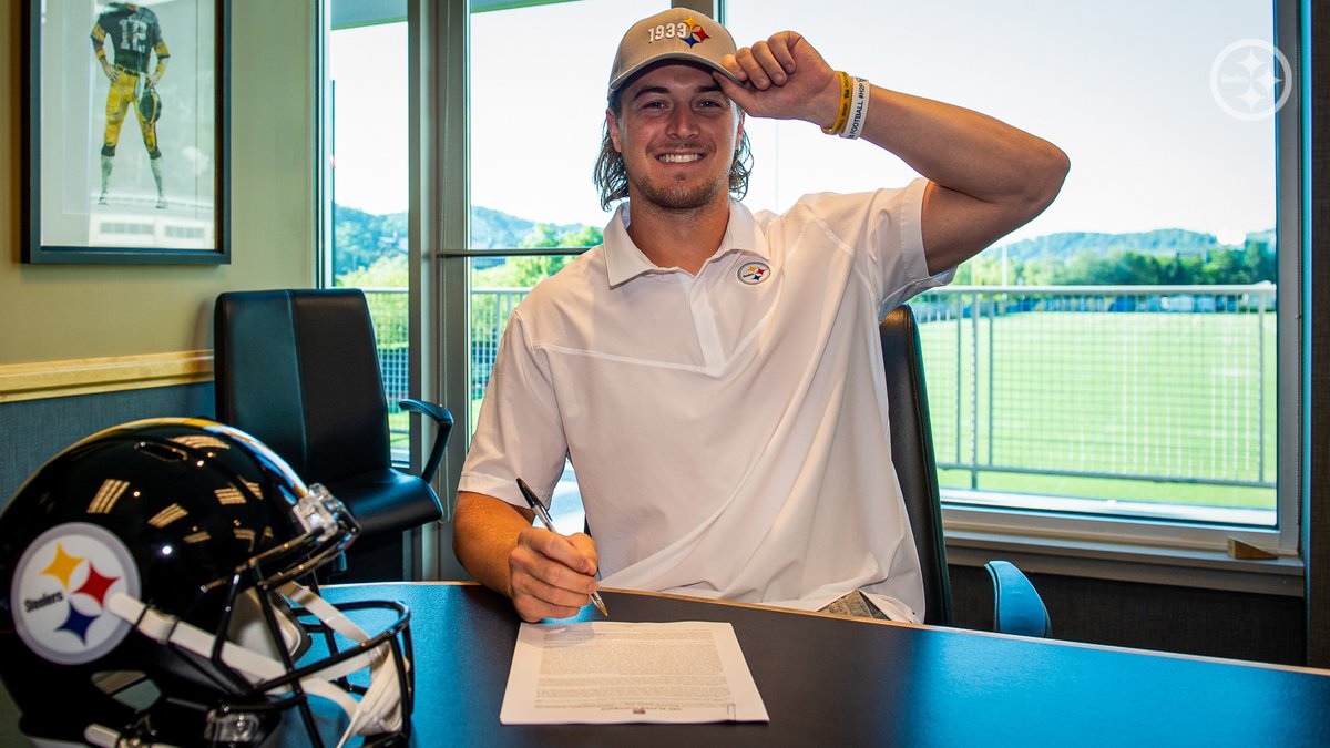 Making it official ✍️