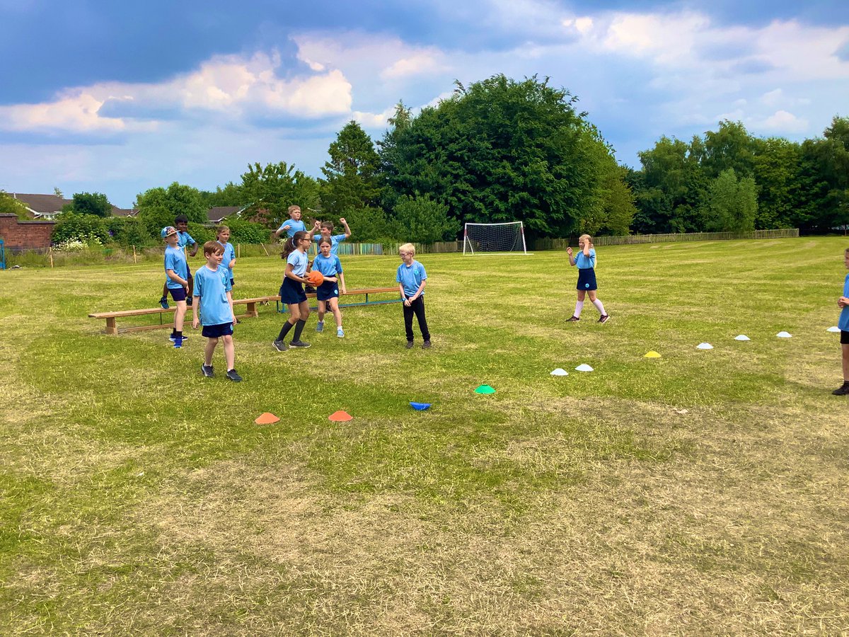 A glorious afternoon playing Benchball to help gain points for Sports Week. Team spirit in abundance and we all had fun! Ibbotson were crowned the winners of 5ZG’s match. <a href="/WhitchurchJun/">Whitchurch CE Junior Academy</a> <a href="/whitchurchCEFed/">The Whitchurch Church of England Federation</a>