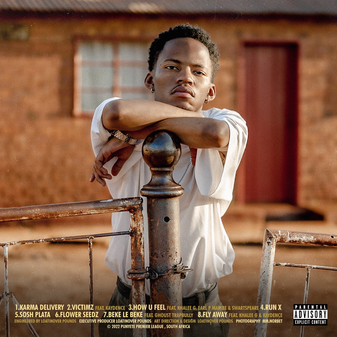 LoatinoverPound's tweet photo. super delighted to announce the
tracklist for my EP. “Hood Misunderstood” - a deeper look into my genuine inner voice, thoughts, emotions and experiences through art. thank you for your love &amp; support. 🤲🏼❤️‍🔥

"Hood Misunderstood" OUT JUNE 24th, See you at Midnight. https://t.co/oneaNgDPPx
