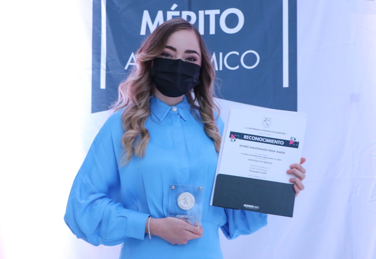 redidmx's tweet photo. Entrega rectora de la @UAQmx, @DraTereGasca  Medalla y Reconocimientos al Mérito Académico 2021, la Máxima Casa de Estudios queretana reconoció a 121 egresados y egresadas de las 13 Facultades y la Escuela de Bachilleres de la #UAQ. https://t.co/U9RsB8VUVp
