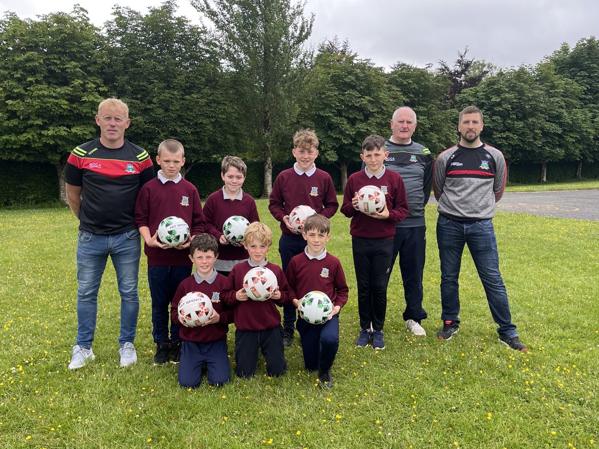 Good luck &amp; best wishes to our ⁦pupils &amp; all the ⁦<a href="/northgaelsgaa/">Northern Gaels GAA</a>⁩ team &amp; management that will play in the ⁦<a href="/cnambnaisiunta/">Cumann na mBunscol</a>⁩ exhibition game during the Galway ⁦v Armagh SFC quarter final at Croke Park on Sunday. Enjoy the great experience ⁦<a href="/GlinskGAA/">Glinsk GAA Club</a>⁩ #GAA