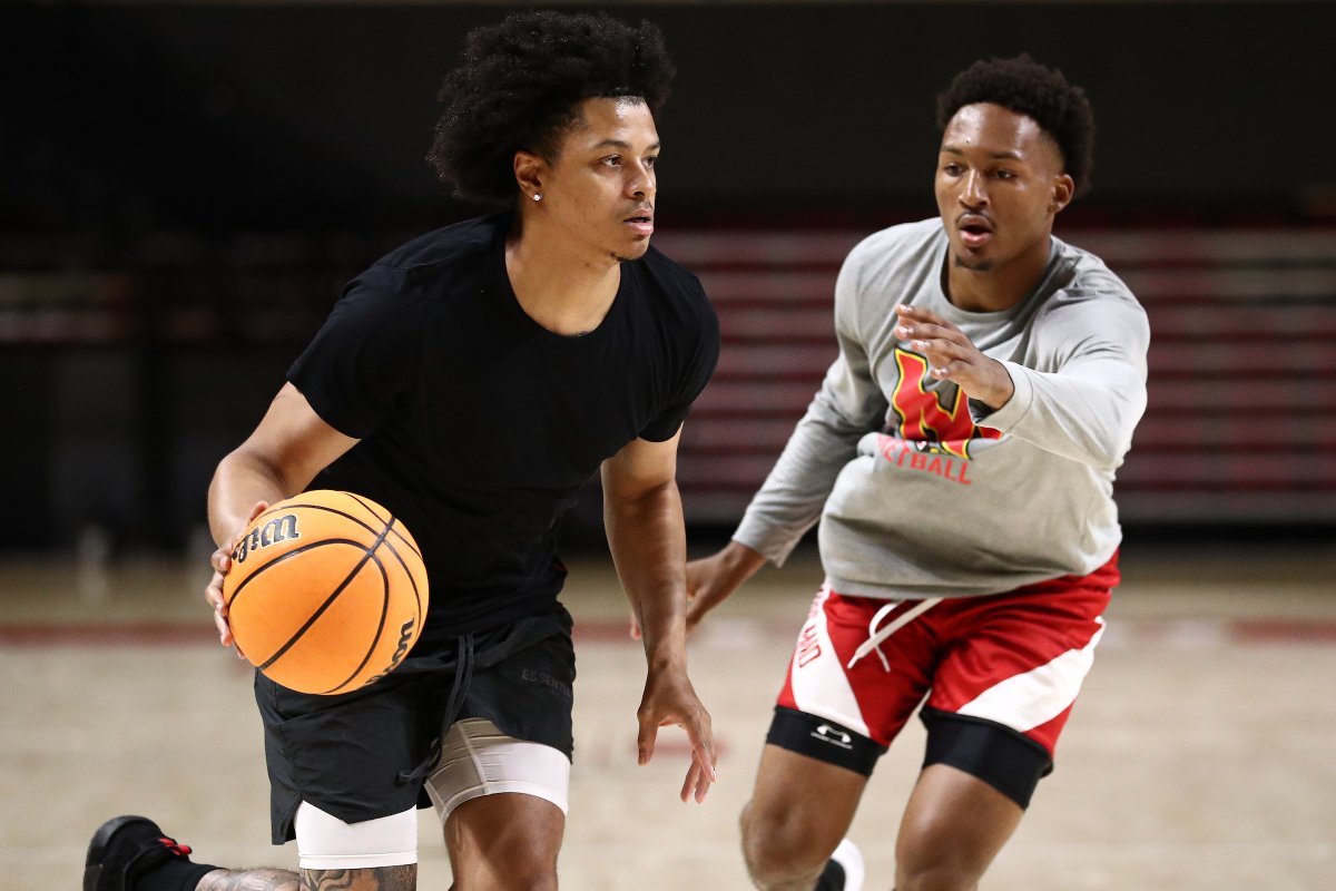 TerrapinHoops's tweet photo. Iron sharpens iron. https://t.co/TcBxZpvmYA