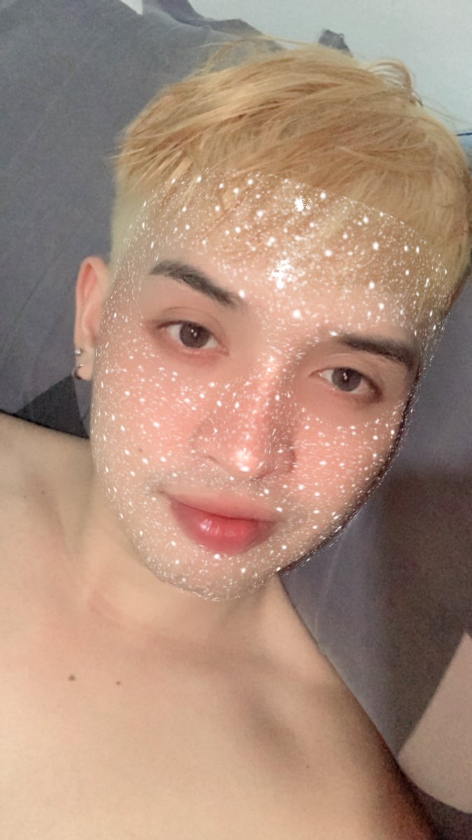 cjperuelo's tweet photo. Alaska boy in da haws! Hahahah https://t.co/vrfQPfg14D