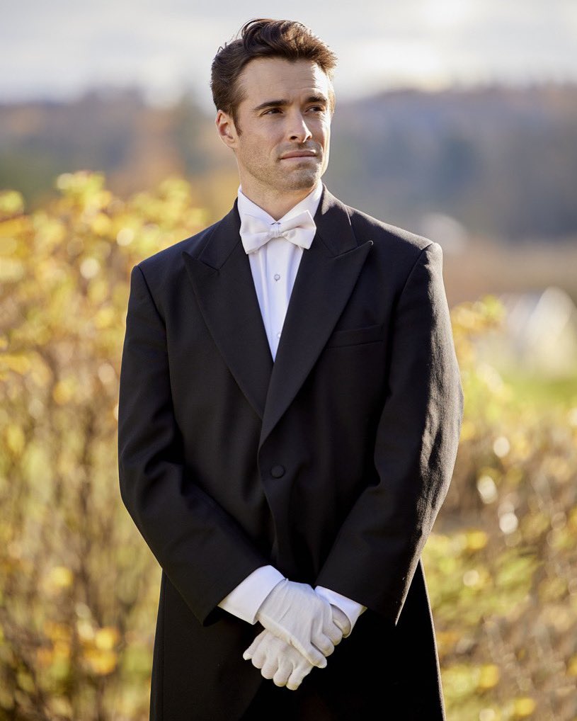 Hunks Of Hallmark on Twitter "Hands on hunk 😍 coreycott 
