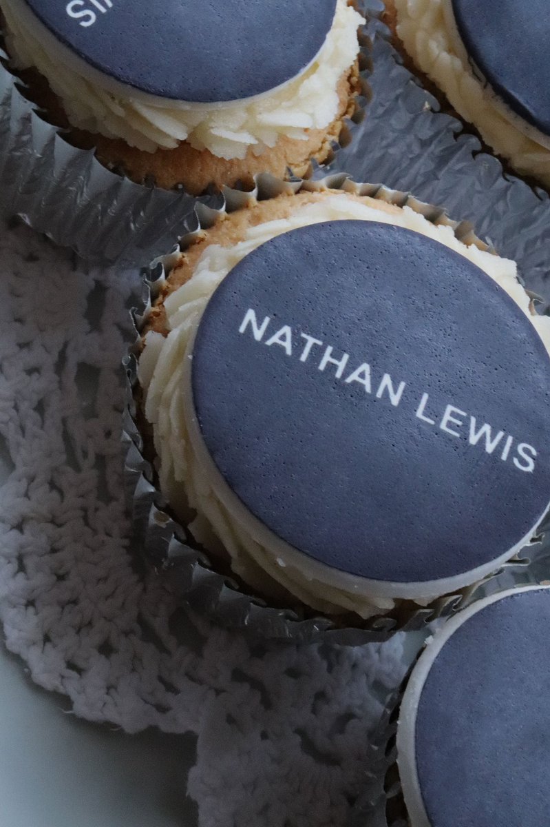 _Nathan_Lewis_'s tweet image. Some launch cakes arrived… 🧁 #weblaunch #cakes 
nathanlewis.co.uk