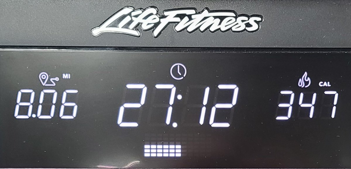 BSzeusBS's tweet image. #DillyDilly 8️⃣
#SeahawkHRChallenge