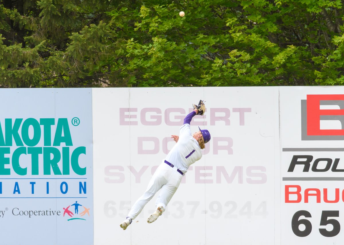 We're nearing the end of our Top Image of DI Year I voting! Vote below!

#RollToms | #DIYEARI