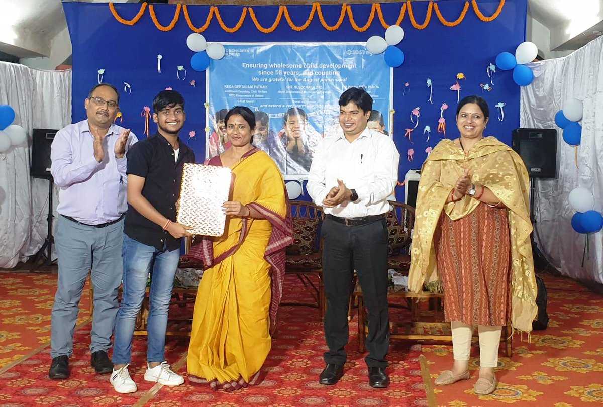 MayorofBBSR's tweet photo. Was happy to attend the SOS Day celebrations at the SOS Children’s Village Bhubaneswar this evening. The Village is now home of 230 children staying in 15 family houses inside the village, boarding school and in youth house. #SOSDay https://t.co/HWXkFTS2SA
