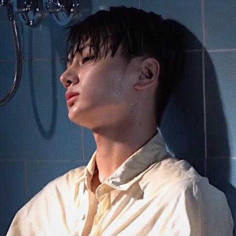 escrituracis's tweet image. —junhao ft jáy prompt

Jây hanya ingin orangtuanya kembali menyatu. Dan mereka bertiga menjadi keluarga yang bahagia seperti dulu.