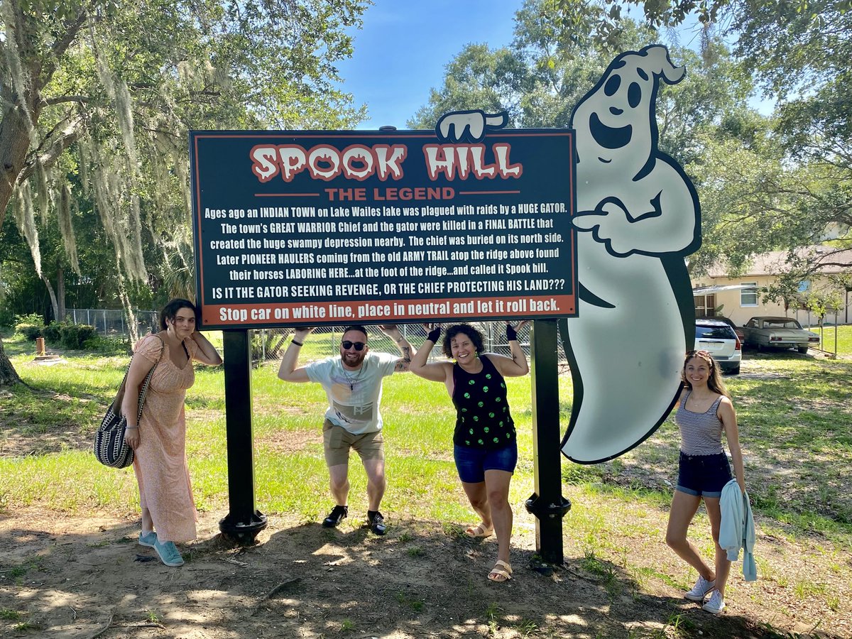 BeccaG_NYC's tweet photo. We did the thing! 👻🚗#weirdflorida #weirdus #weirdus #atlasobscura #spookhill @WeirdUS https://t.co/3oZyuOphDT