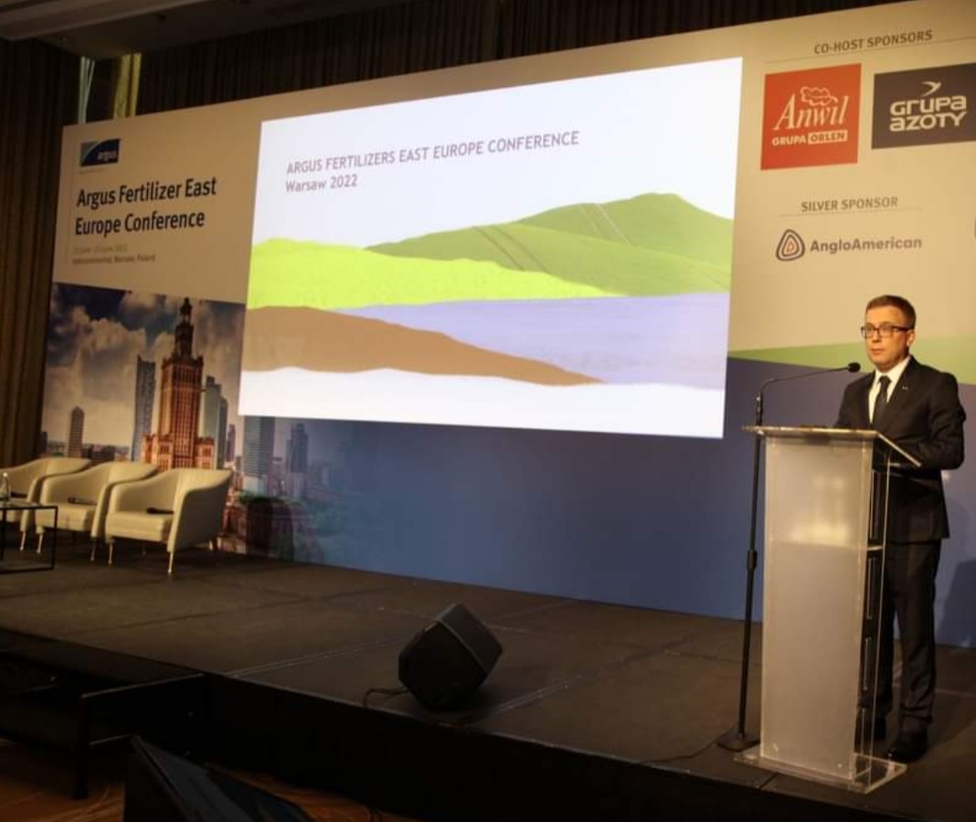 GruppoSaviola's tweet photo. #GruppoSaviola presente con #Saviolife a @ArgusMedia Fertilizer East Europe, l'evento per definire le traiettorie all'interno del mercato europeo dei fertilizzanti.
Focus degli incontri: regolamentazioni UE, logistica e sostenibilità.

#NaturalTomorrow #TheEcoEthicalCompany https://t.co/wzGqAP63dB