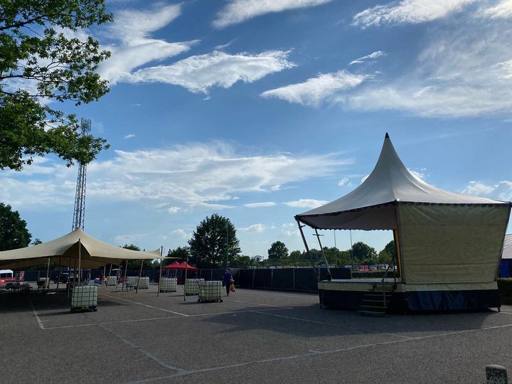 De opbouw is in volle gang voor Happy Fest en #puddingpop 
Koop snel je tickets als je die nog niet hebt via onze website!
Kan je geen oppas vinden? Tot 18:00 uur zijn kinderen tot 8 jaar ook van harte welkom hoor. Denk wel even aan gehoorbescherming! 
See you soon!