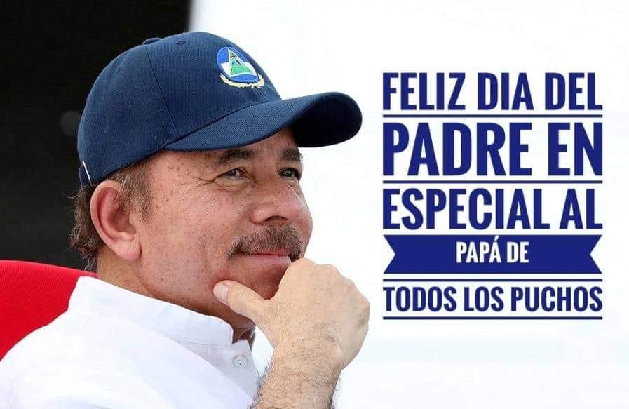 Feliz dia a todos los papás 😘 en especial al jefe❤🖤
