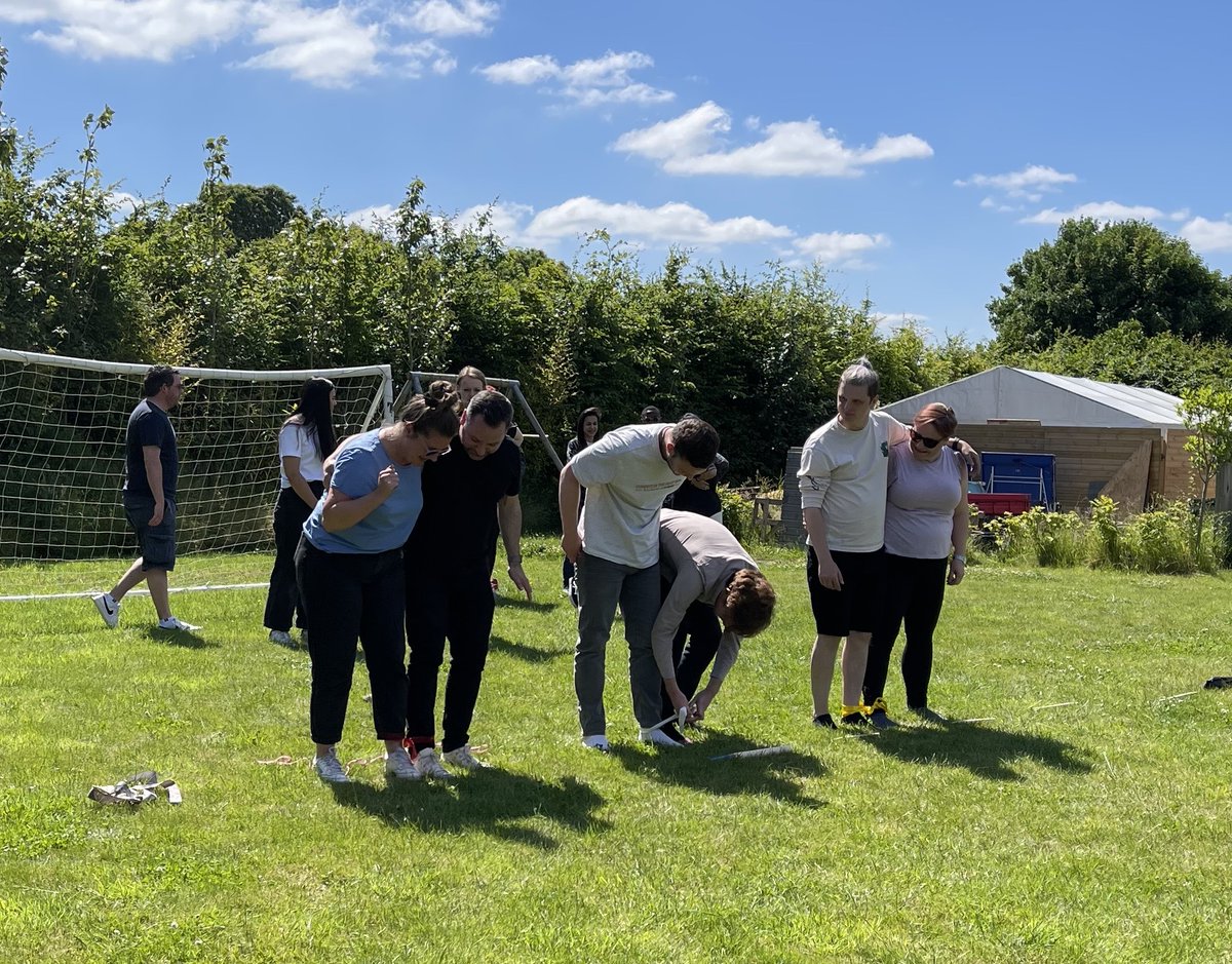 wastelogics's tweet photo. What a fantastic couple of days at Cotswold! 😎

Being fully remote, it's always great to get together in one place!

The #WL squad had a brilliant time engaging in team building activities, playing rounders, talking all things WL and an all round amazing time. 🔥

#LifeAtWL https://t.co/2LhbLjAHDC