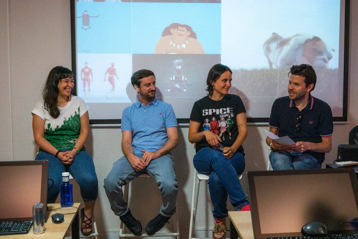 SpatiumGame's tweet photo. Gran experiencia la que tuvimos ayer junto a Lara Isabel Rodríguez de @MakeGoodArtAg y a Jaume Esteve de @JaleoPR. Una buena charleta sobre el Marketing en videojuegos y la industria indie.

¡Gracias de nuevo por contar con nosotros @VoxelSchool! Siempre "atados" a vosotros 😉 https://t.co/KkYOgzs5xE