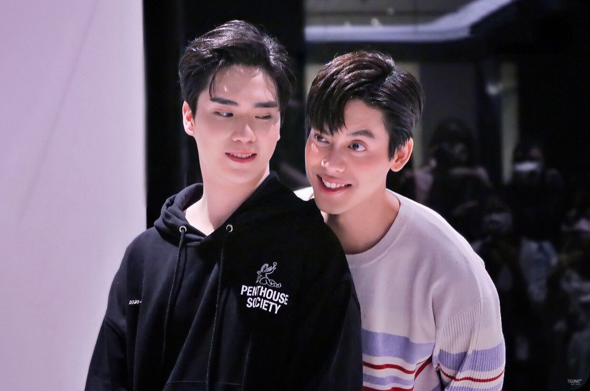 daburuTT's tweet photo. ทำไมตอนถ่ายไม่เขินน๊าาา
อารมณ์มันพาไป… ตี๋กล่าว 😳

/รูปไม่เกี่ยวกับแคปชั่น 🤣

#TaeDarvid 
#TEeThanapon https://t.co/n1KUEJ7yRy