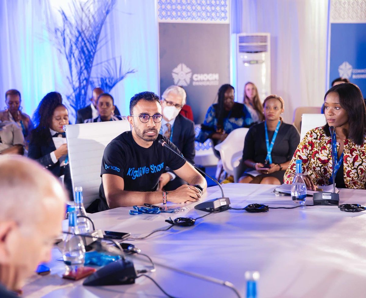 Benji_Fernandes's tweet photo. Still thinking about food at this Heads of Government Meeting. #CHOGM2022 https://t.co/827VHRUmQT