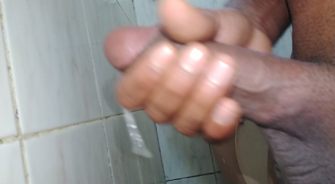 نفسي في انسانه صادقه وجاده محرومه مشتهيه مطلقه عازبه خلفي ومامي حليب مضمون الجوده رقم1 يلي جاده تجي خاص