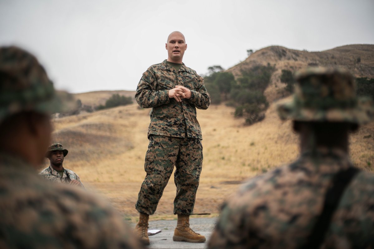 Shots on target 🎯 15th MEU #Marines refined their shooting skills and built confidence in their weapons familiarity during a battlesite zero at Range 110B on @MCIWPendletonCA, June 16. #Training #AlwaysReady @usmc @usmarinecorps @pacificmarines @1stMEF @mciwpendletonca