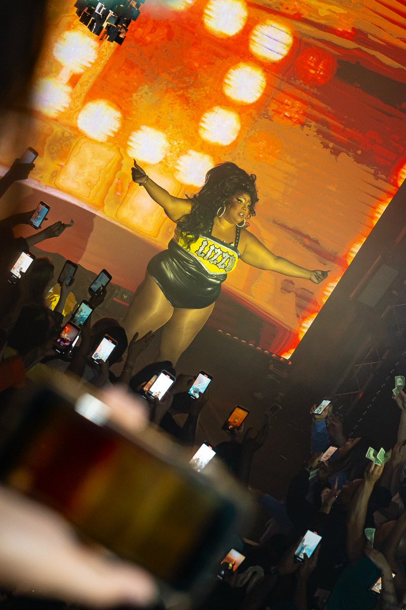 Top Gay Newz tweet media