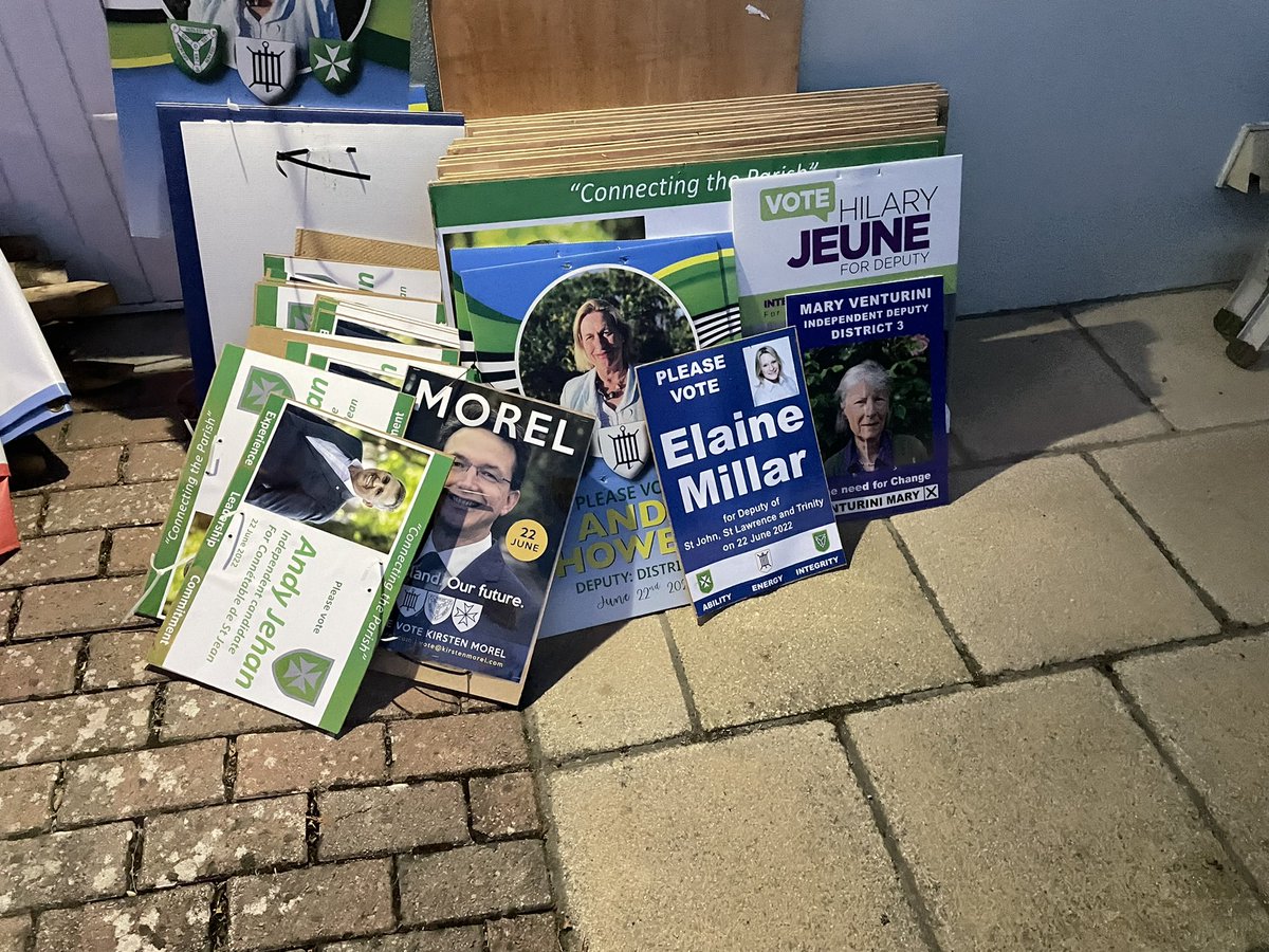 AndyJehan's tweet photo. Let me know if you see a poster up in @StJohnJersey think they are all down @KirstenJersey @hilaryjeune @ElaineMillarJsy #AndyHowell @maryventurini4 #TeamWork https://t.co/ocMEthBbOz