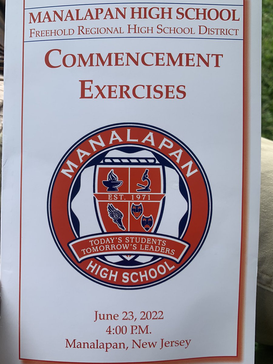 jiaculloMHS's tweet photo. Congratulations Class of 2022! @MHSBraves @MHSBravesSports #Classof2022 https://t.co/T9MnlLtltX