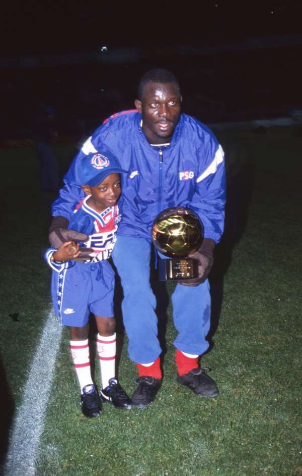 PSG_Boise's tweet photo. @ESPNUK The only African Ballon D’Or winner George Weah is clear https://t.co/uHA3ONE8DW