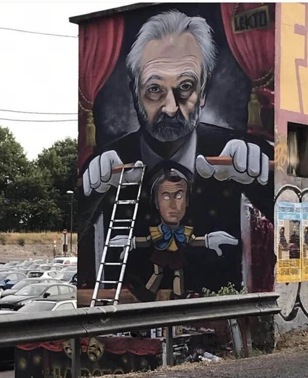 Il faut vraiment ne jamais avoir ouvert un livre d’Histoire pour ne pas voir à quel point cette image reprend tous les codes de la propagande antisémite et de l’iconographie fasciste. Refuser de l’effacer au nom de la « liberté d’expression » est un scandale <a href="/GrandAvignon/">Grand Avignon</a>