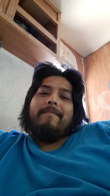 Anyone wanna randomly rate my cock just ask https://t.co/w4CU0u0PPu