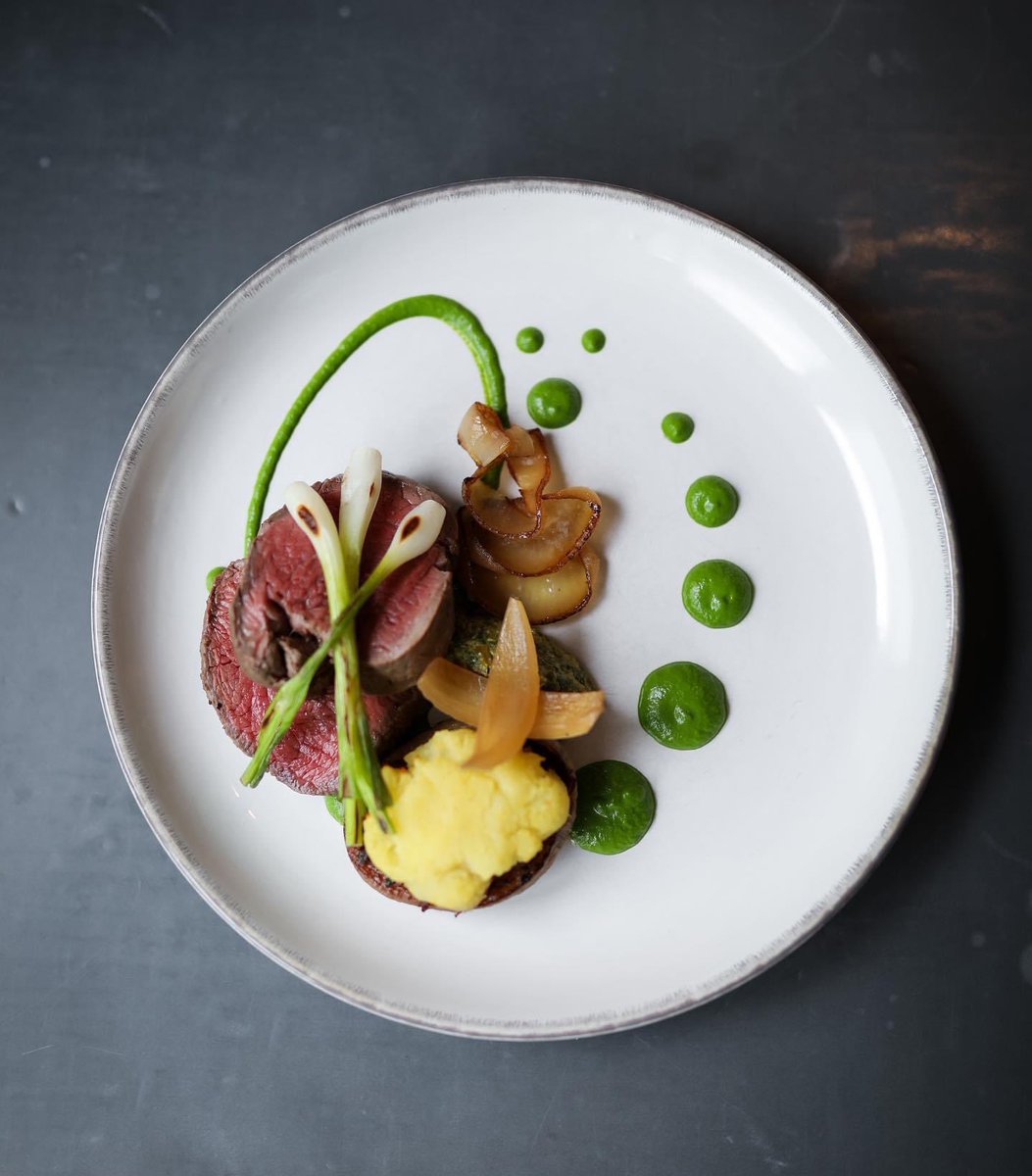 newcoastkitchen's tweet photo. Woolley farm beef fillet, Ox cheek, beer pickled onion, spring onion salsa verde, watercress purée. 💫 https://t.co/dedf4f0b2z