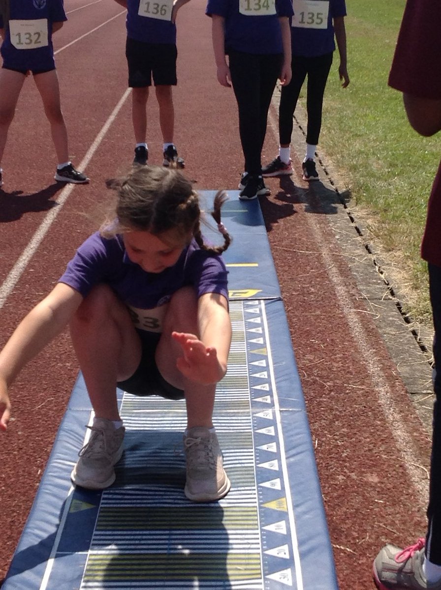HMAthena6's tweet photo. More photos from our fabulous year 3 and 4 children. @primary_hall @InMAT_ @KETTSchoolSport 
A massive thank you to everyone involved. https://t.co/wfW731GU40