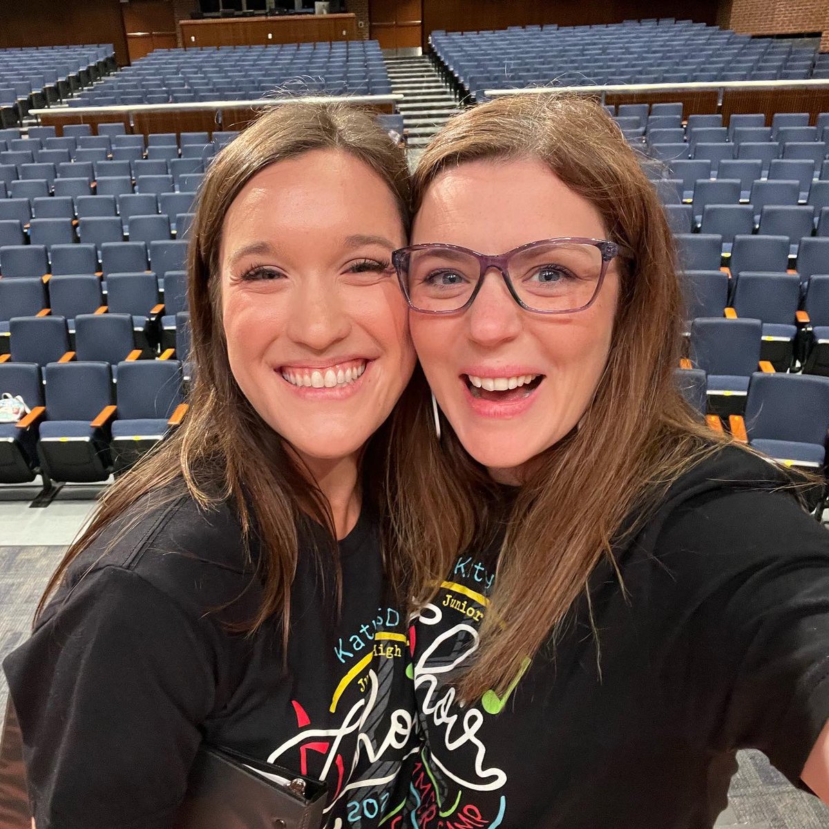 SLJH Choir tweet media