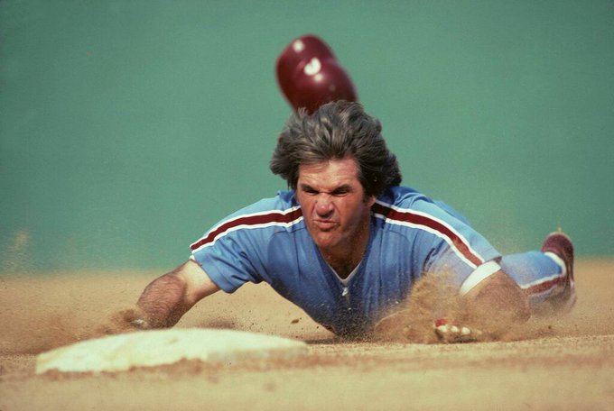 baseballinpix's tweet photo. Pete Rose slides in safe, 1980 https://t.co/YRbgchIm4C