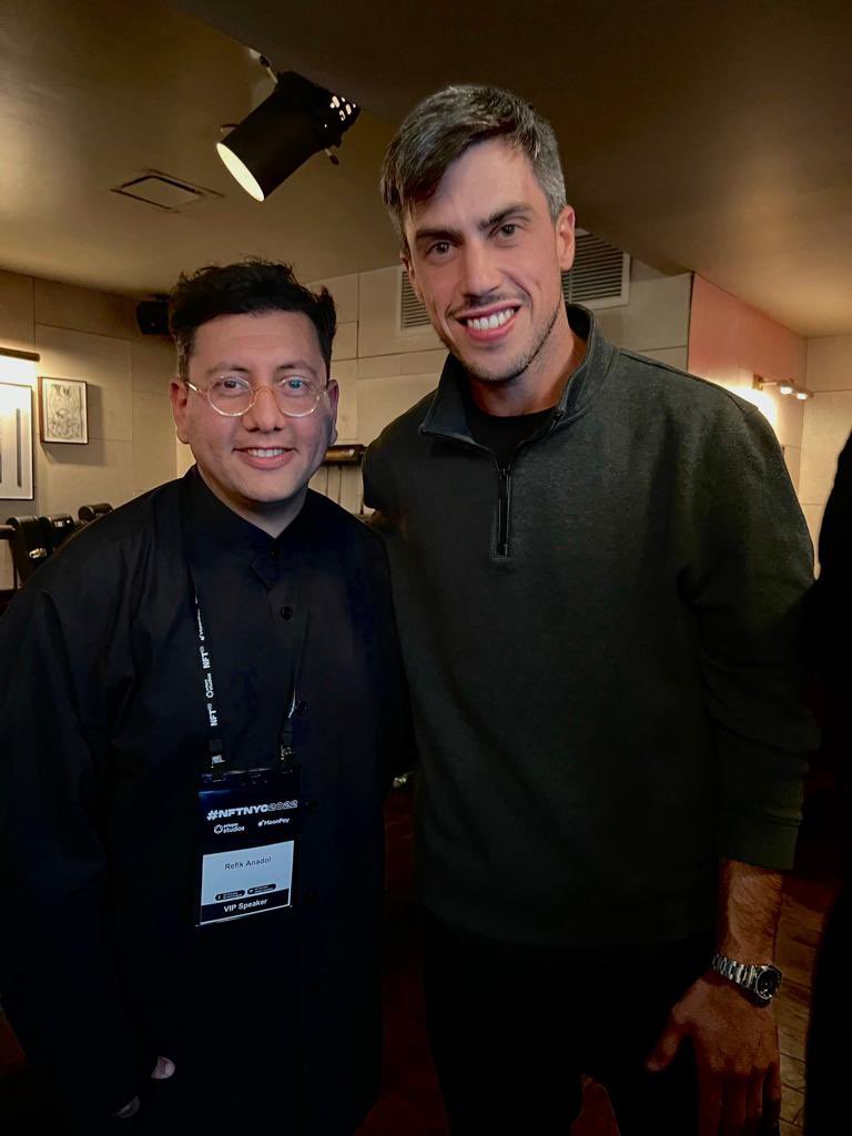 Mike (tweezers) tweet media