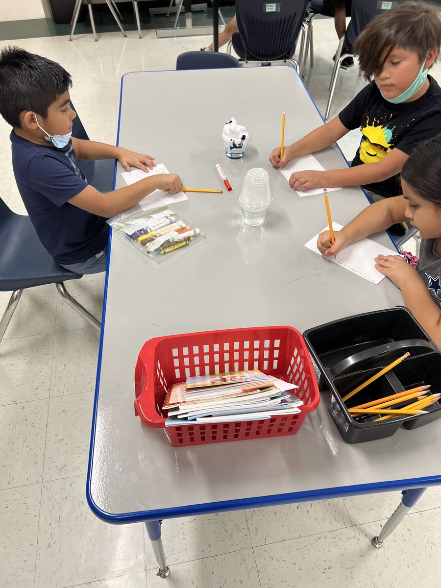 DennessArvizu's tweet photo. We expanded our knowledge of the water cycle by reading Water Dance and Water is Water. Then we explored what evaporation, condensation, and perception looked like. #SummerSchoolRocks @NISDMeadowVill @MVESummerSchool https://t.co/DzC29QOXeM